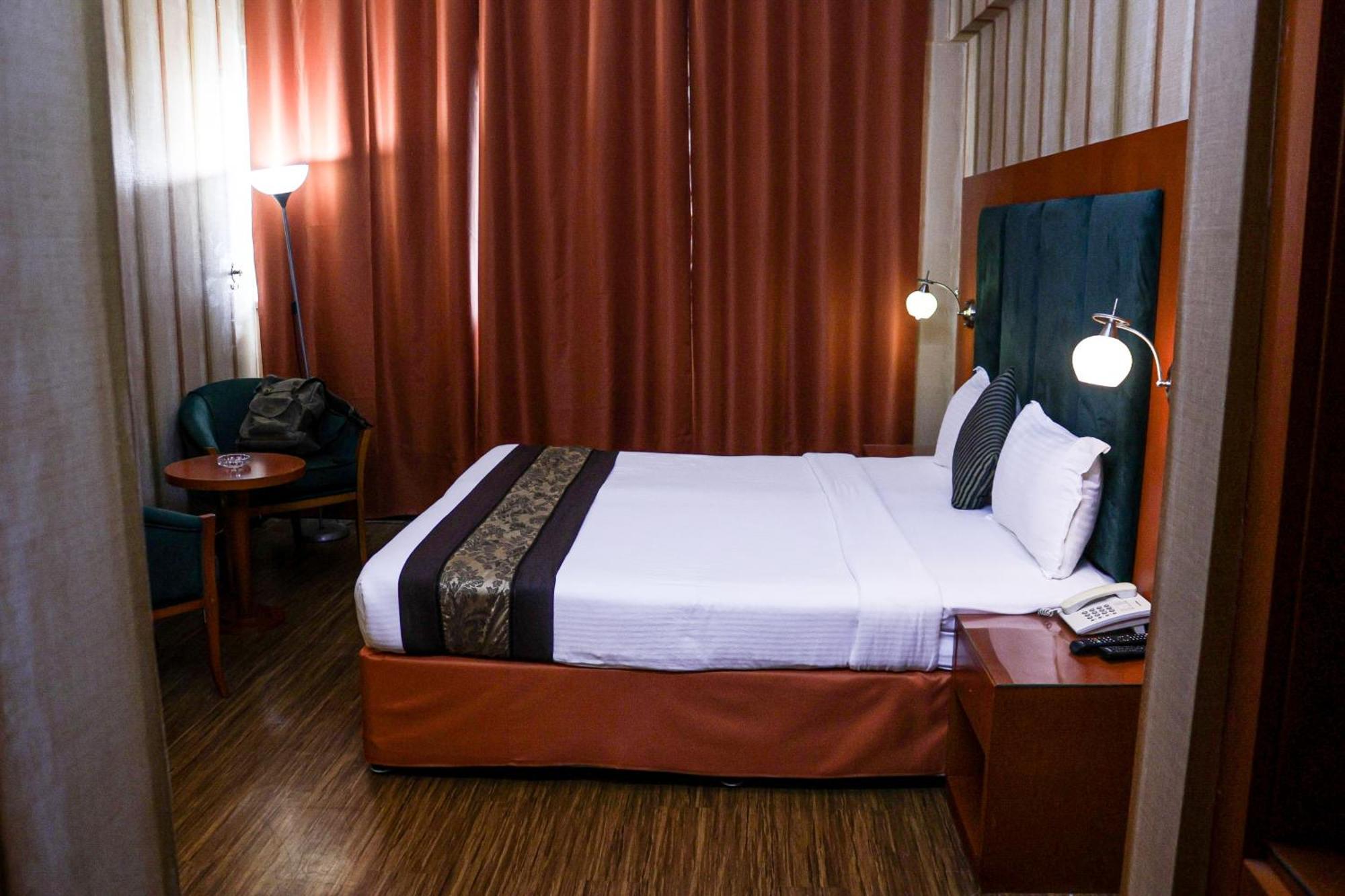 Boonmax Hotel Dubai Ngoại thất bức ảnh
