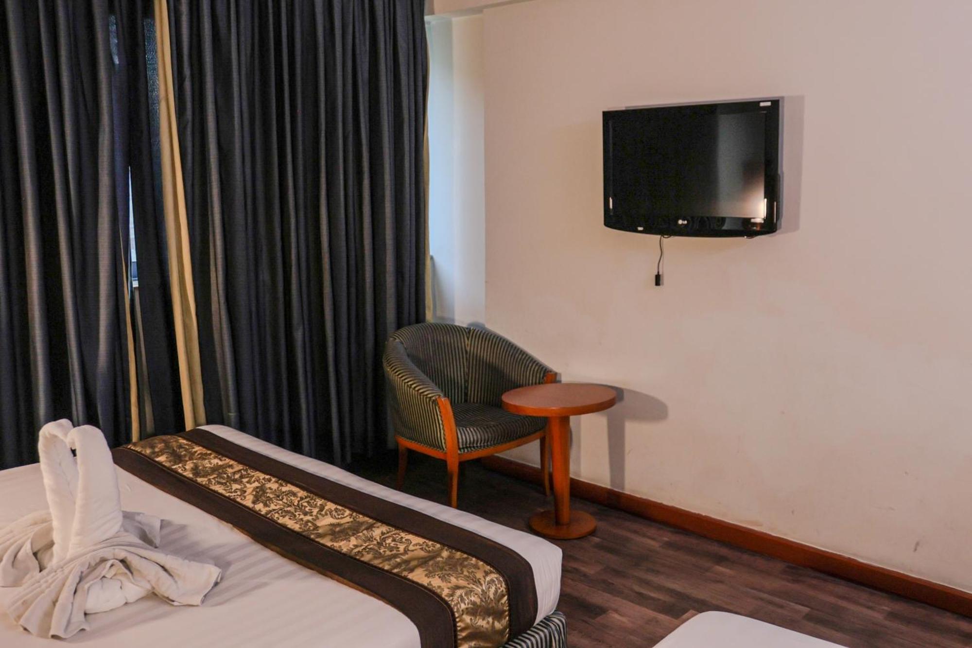 Boonmax Hotel Dubai Ngoại thất bức ảnh