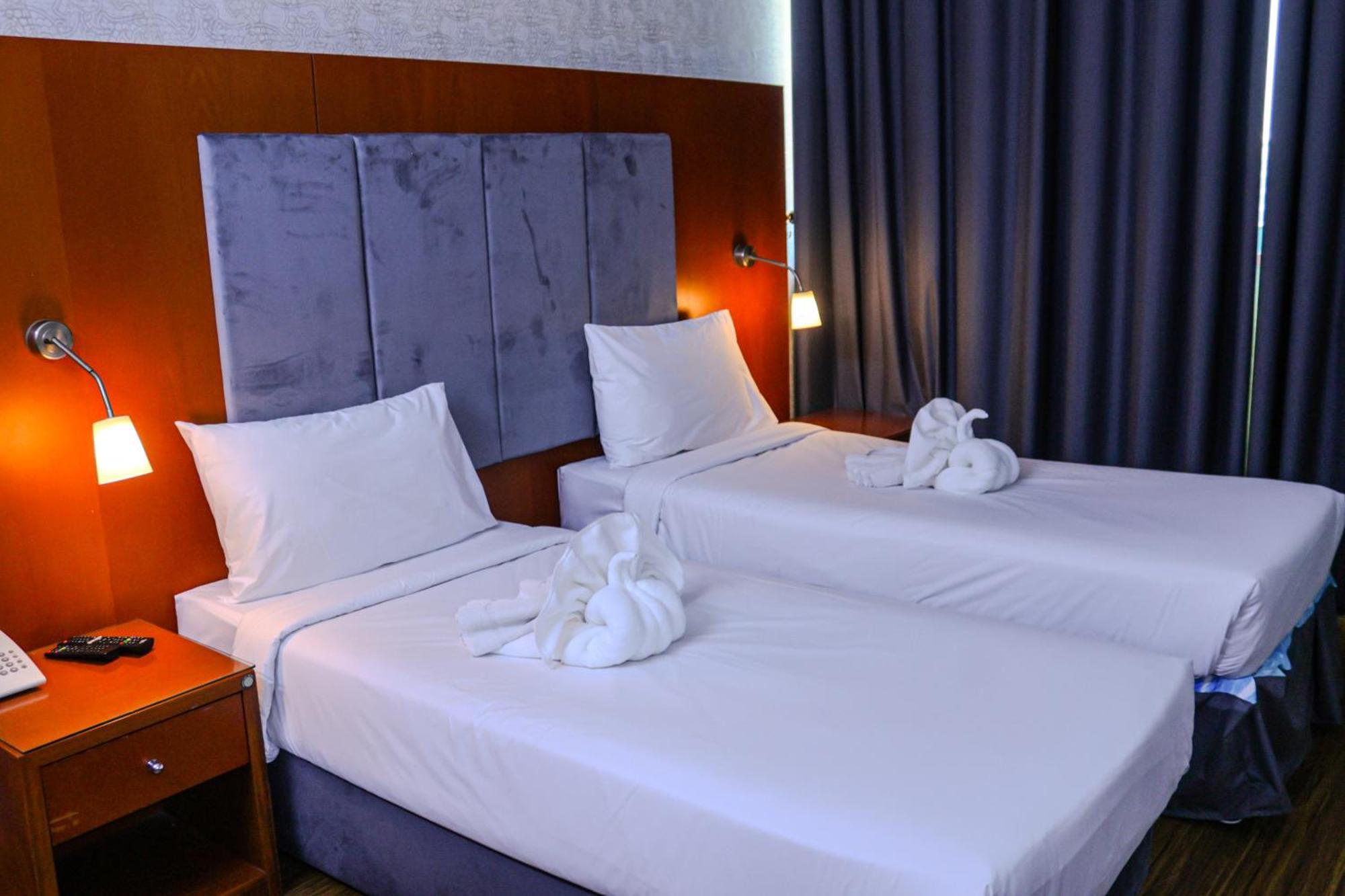 Boonmax Hotel Dubai Ngoại thất bức ảnh